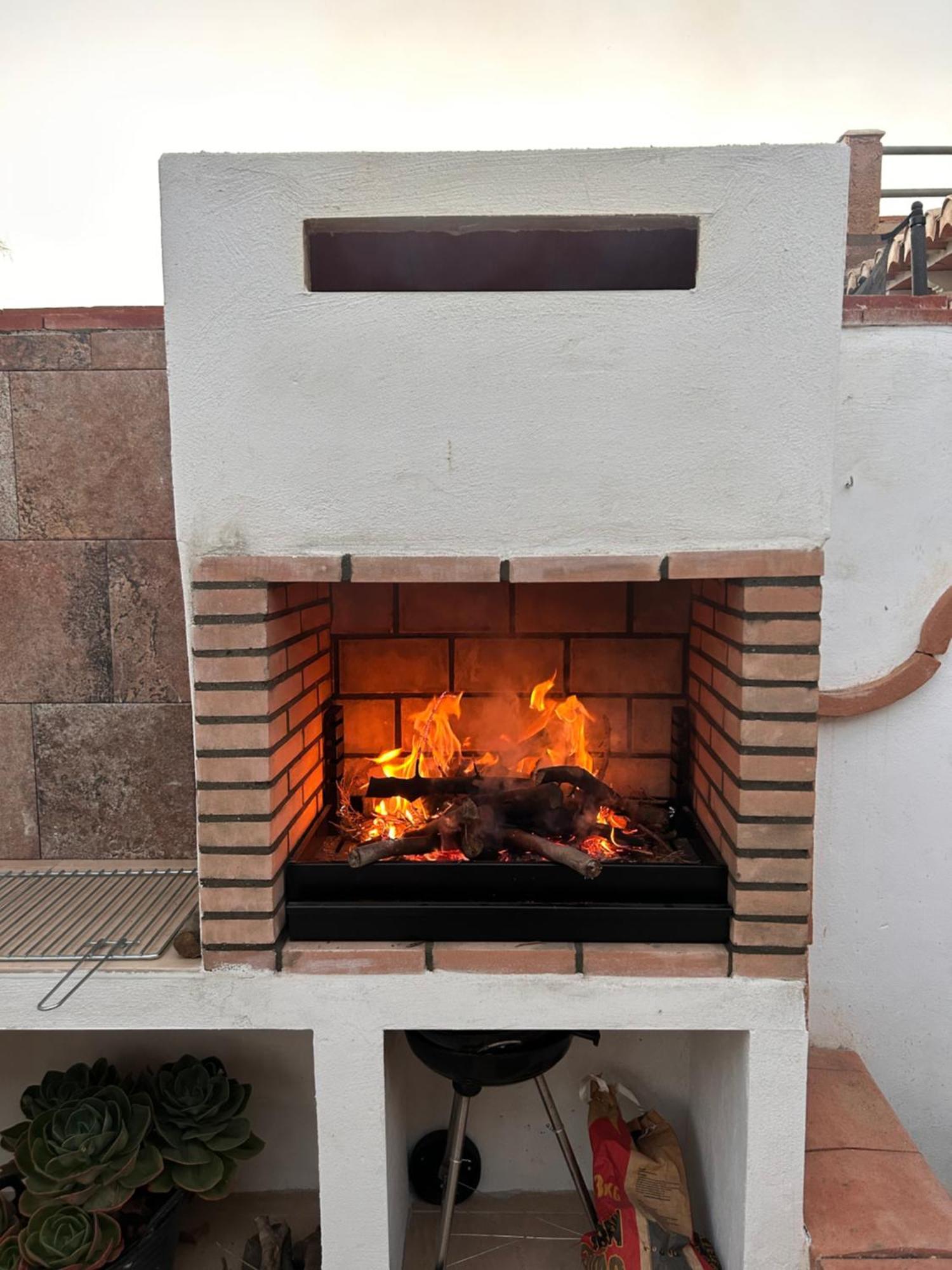 グラナダ Cortijo El Llanoヴィラ エクステリア 写真